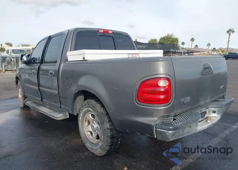 2002 Ford F-150 Lariat/Xlt z USA, uszkodzony, nr VIN 1FTRW07L92KE41395